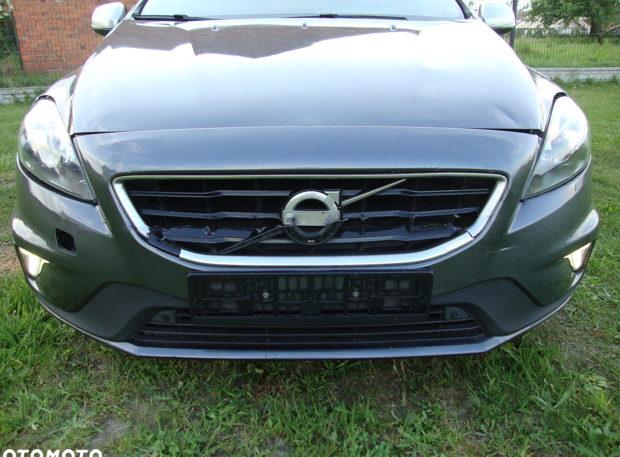 Volvo V40 cena 25900 przebieg: 219000, rok produkcji 2013 z Syców małe 562